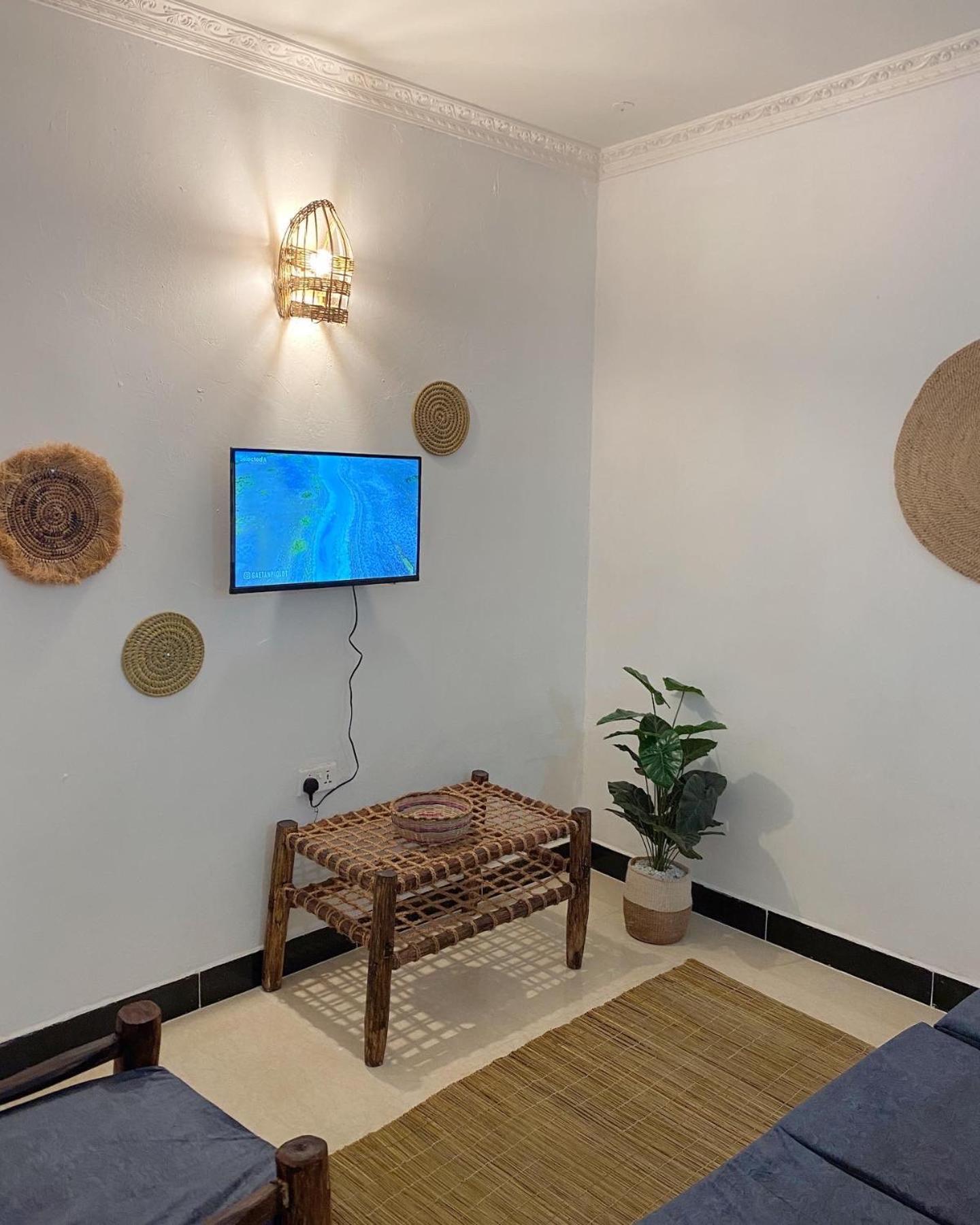 Nomad Cave- Stonetown Hotel Zanzibar ภายนอก รูปภาพ